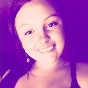 Meet your Posher, Pauliena